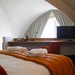 מלון Ibis Styles Centre 3*