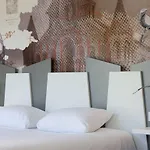מלון Ibis Styles Centre 3*