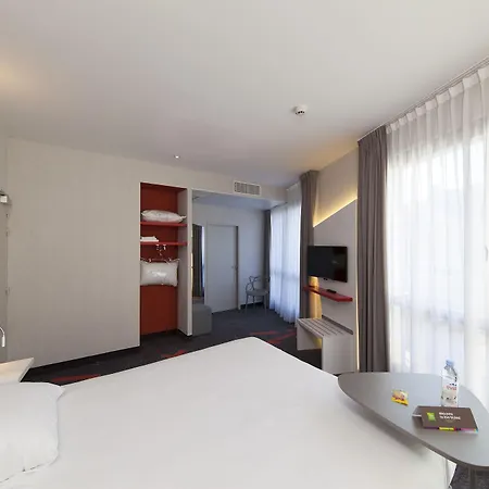 Ibis Styles Centre 3*