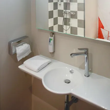 Ibis Styles Centre