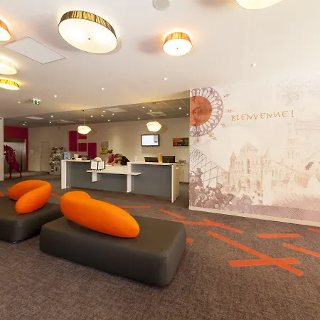 Ibis Styles Centre Готель 3*