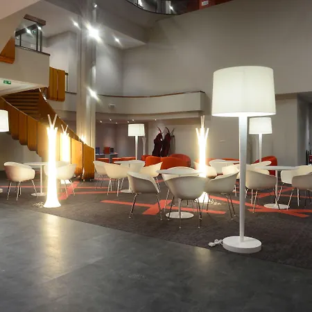 Ibis Styles Centre 3* Пуатьє