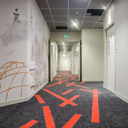 Ibis Styles Centre 3*