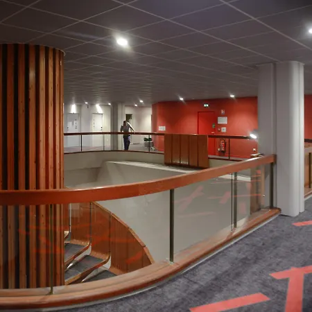 普瓦捷中心宜必思尚品酒店 普瓦捷