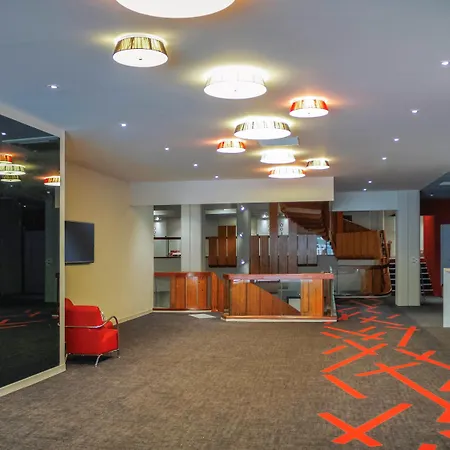 普瓦捷中心宜必思尚品酒店 3* 普瓦捷