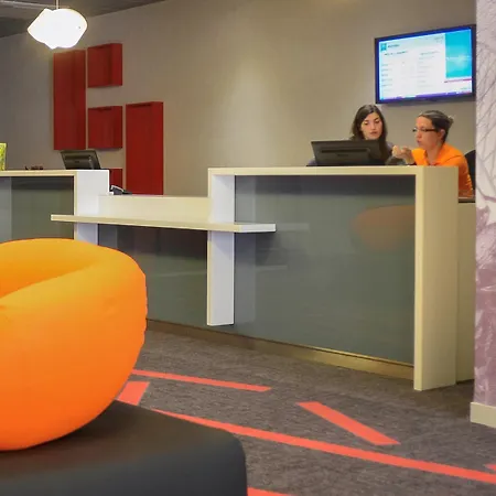 普瓦捷中心宜必思尚品酒店 酒店 3*