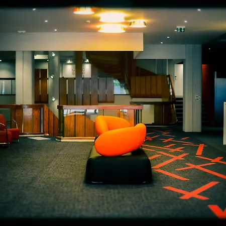 Ibis Styles Centre Пуатьє