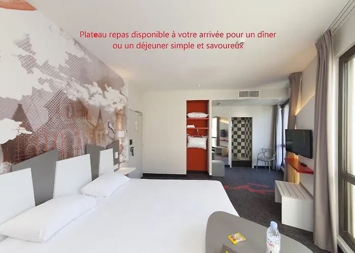 Готель Ibis Styles Centre 3*
