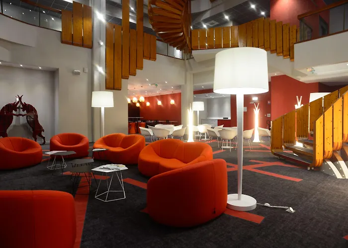 Ibis Styles Centre Пуатьє