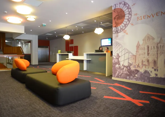 Ibis Styles Centre Готель