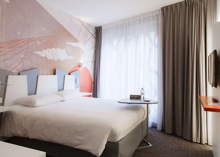 Ibis Styles Centre 3*