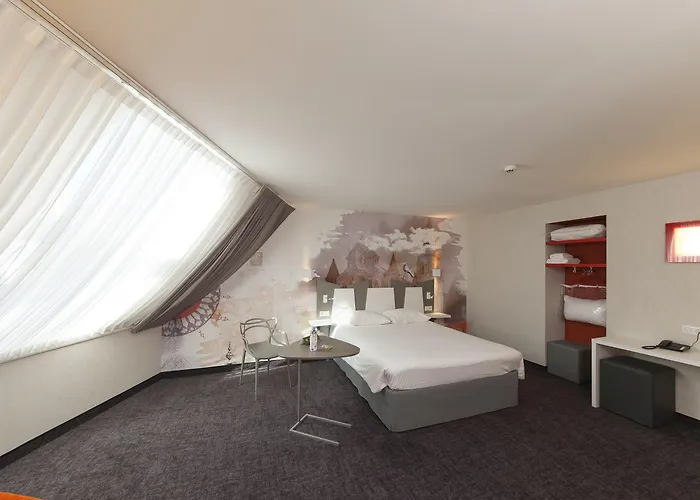 فندق Ibis Styles Centre 3*