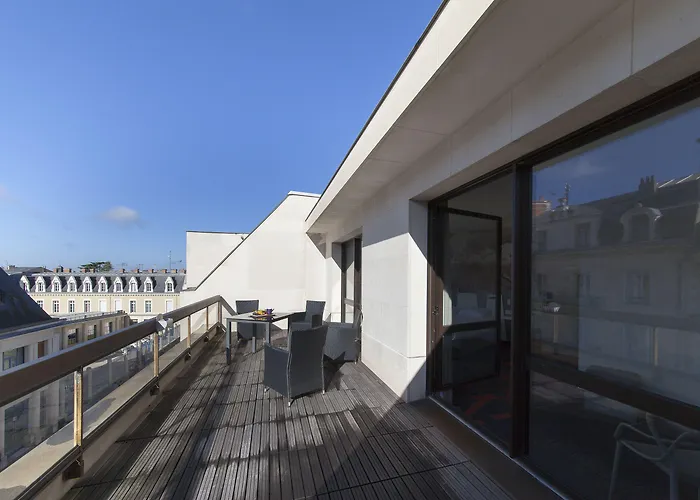 Ibis Styles Centre Пуатьє