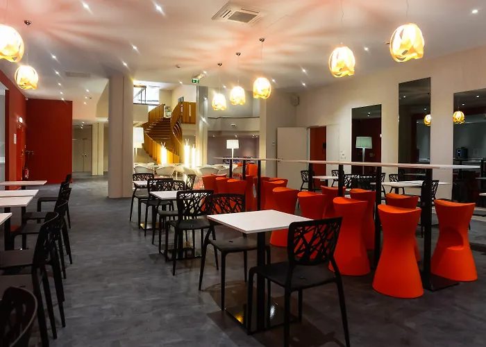 Ibis Styles Centre Готель 3*