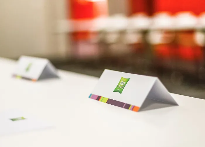 Ibis Styles Centre فندق 3*