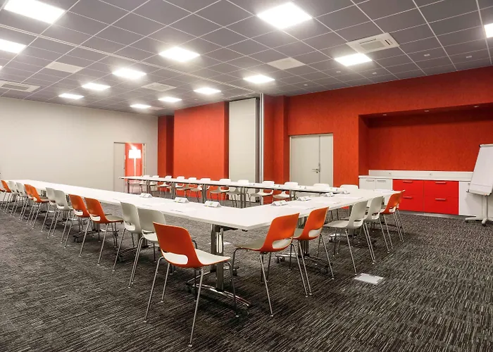 Ibis Styles Centre فندق 3*